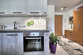 Logicasa Casa Ada Como Lake