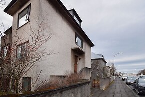 Apartment H81