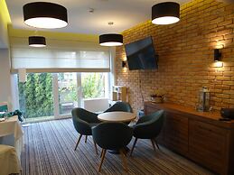 Hotel Almarco