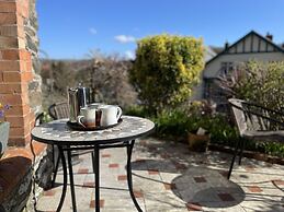 Southcliffe Bed & Breakfast