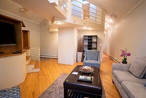 Lincoln Park Suites Operated by Roscoe Village Guesthouse