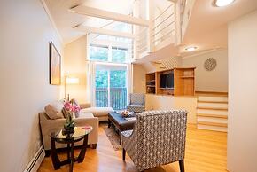 Lincoln Park Suites Operated by Roscoe Village Guesthouse