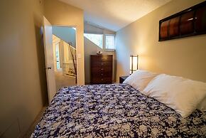 Lincoln Park Suites Operated by Roscoe Village Guesthouse