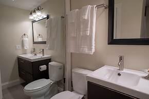 Lincoln Park Suites Operated by Roscoe Village Guesthouse