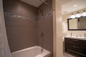 Lincoln Park Suites Operated by Roscoe Village Guesthouse