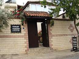 Tuncay Pension