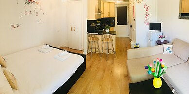 Oxford Private Studio - Parking