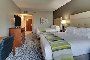 Drury Inn & Suites Cleveland Beachwood