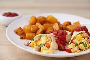 Drury Inn & Suites Cleveland Beachwood