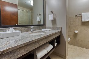 Drury Inn & Suites Cleveland Beachwood