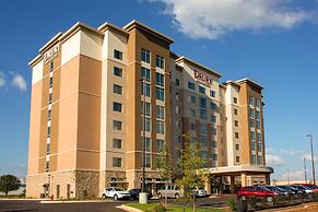 Drury Inn & Suites Cleveland Beachwood