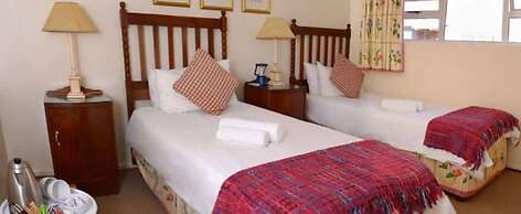 Sundune Guest House & Self Catering