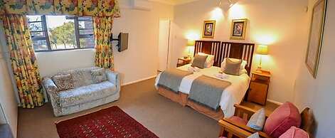 Sundune Guest House & Self Catering