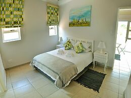 Sundune Guest House & Self Catering