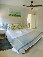 Sundune Guest House & Self Catering