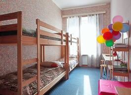 Tolstoy Hostel