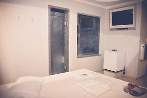 Styllus Motel - Adults Only