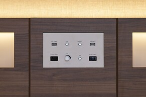 karaksa hotel grande Shin-Osaka Tower