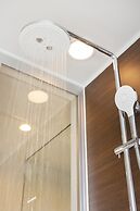 karaksa hotel grande Shin-Osaka Tower