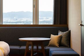 karaksa hotel grande Shin-Osaka Tower