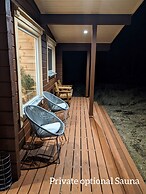 Log cabin rental & Finland Sauna Step House
