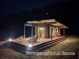 Log cabin rental & Finland Sauna Step House