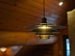 Log cabin rental & Finland Sauna Step House