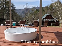 Log cabin rental & Finland Sauna Step House