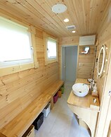 Log cabin rental & Finland Sauna Step House