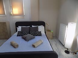 Mastiha Villas in Town