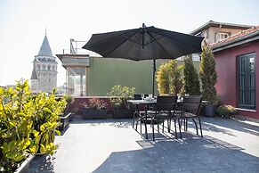 3 Bedrooms Apartment w Sea View and Terrace