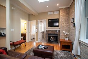 Old Town Suites Operated by Roscoe Village Guesthouse