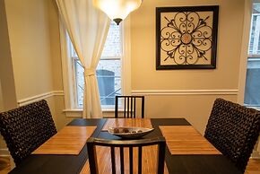 Old Town Suites Operated by Roscoe Village Guesthouse