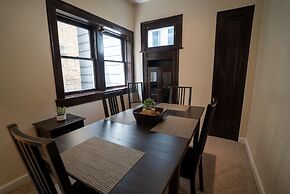 Old Town Suites Operated by Roscoe Village Guesthouse