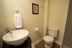 Old Town Suites Operated by Roscoe Village Guesthouse