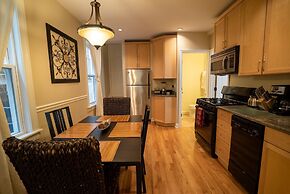 Old Town Suites Operated by Roscoe Village Guesthouse