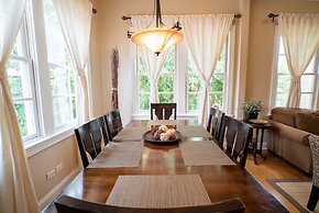 Old Town Suites Operated by Roscoe Village Guesthouse