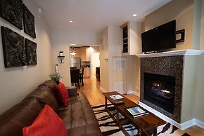 Old Town Suites Operated by Roscoe Village Guesthouse