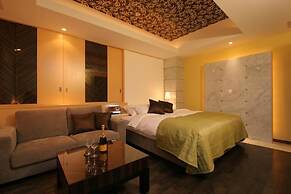 HOTEL W - Adults Only