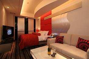 HOTEL W - Adults Only