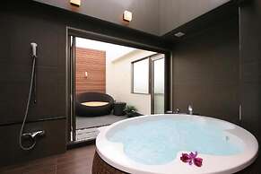 HOTEL W - Adults Only
