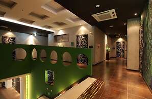 HOTEL W - Adults Only