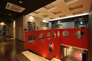HOTEL W - Adults Only