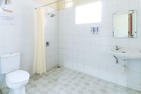 Andrin Daspatt Hotel