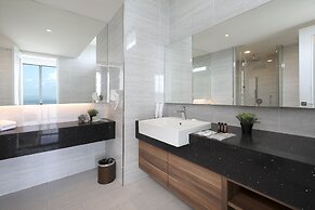 Hompton by the Beach Penang