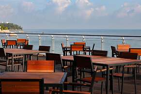 Hompton by the Beach Penang