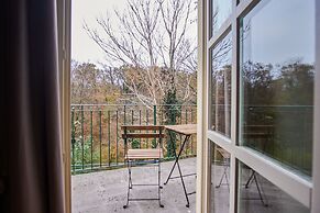 Peacock Boutique Apartments