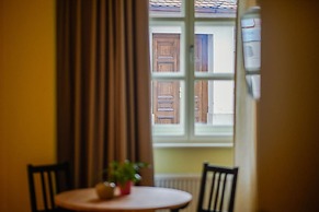 Peacock Boutique Apartments