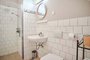 Peacock Boutique Apartments