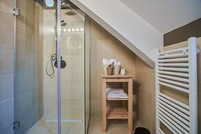 Peacock Boutique Apartments